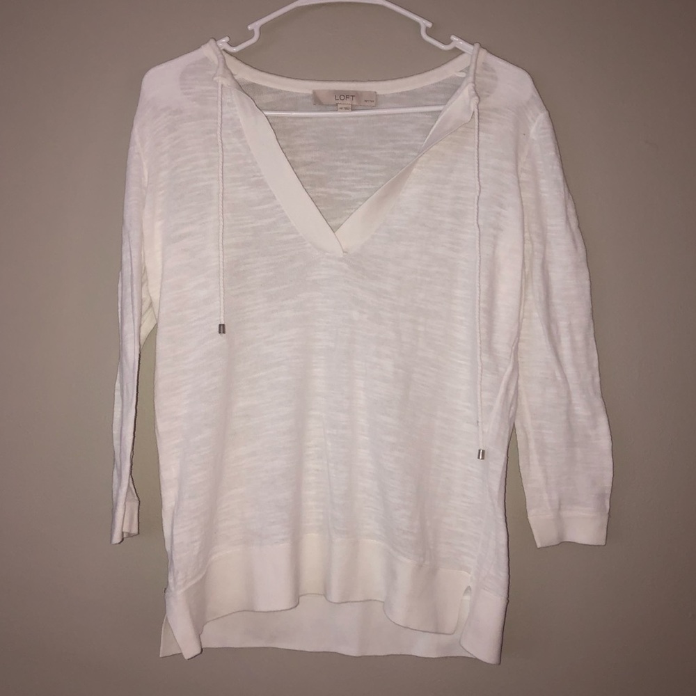 Lightweight pullover